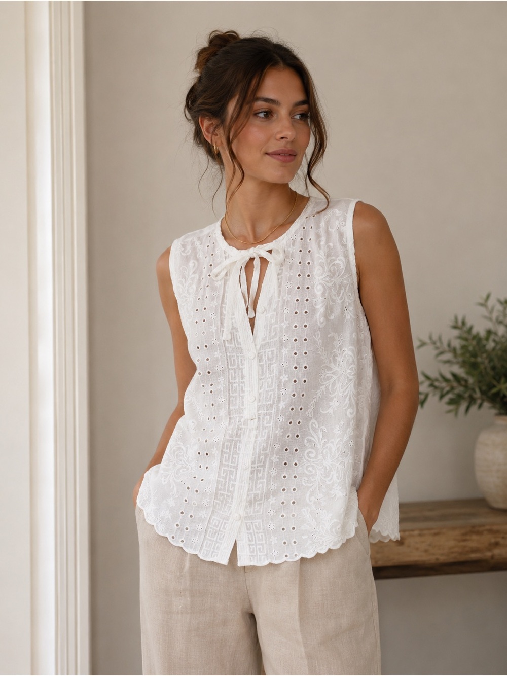 Johnny Was Embroidered Sleeveless Tank Top Womens Ivory Eyelet  Sz S Host Pick